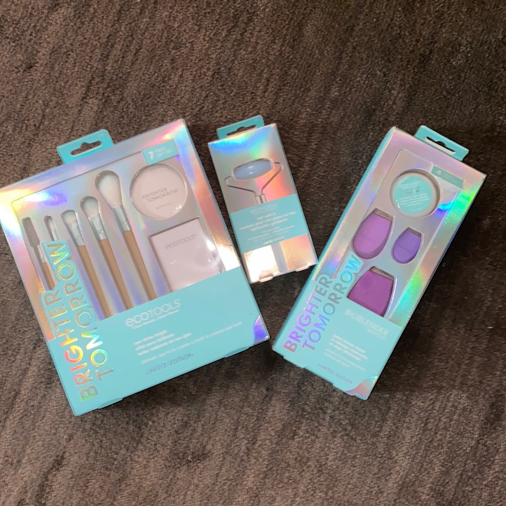 Limited Edition Makeup Tool Kit